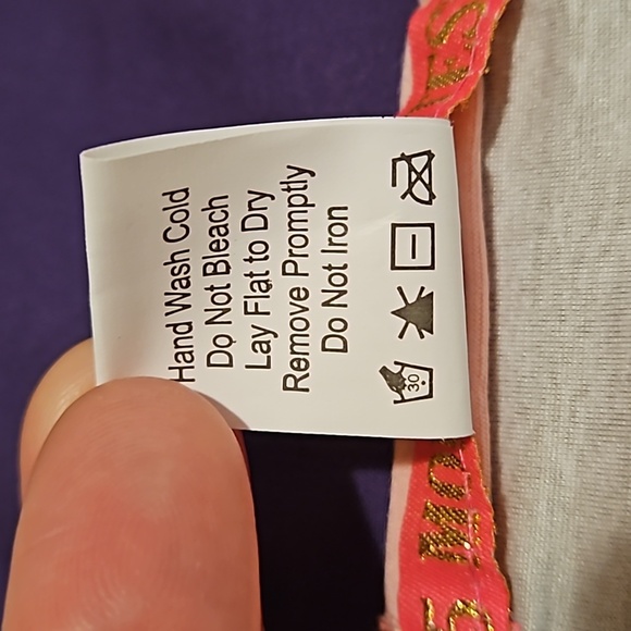 2 Juniors Shirts Pink Grey Colorful Merry Everything & Blue Red Sleigh All Day L - Picture 6 of 9